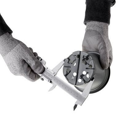 Штангельциркуль 300 мм +/- 0,05 мм. INTERTOOL MT-3030